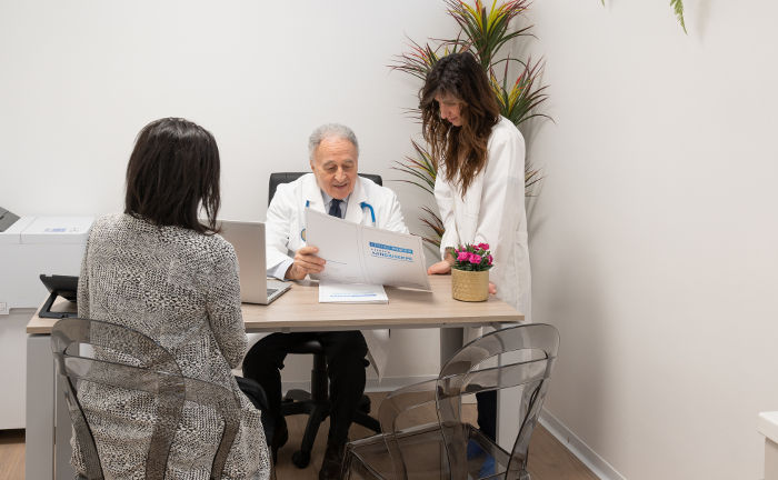 Centro medico Clinica San Giuseppe - Asti - cartella clinica con paziente